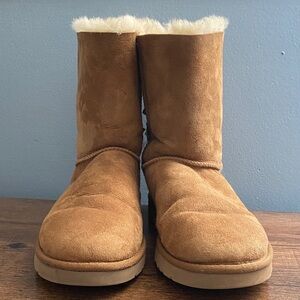 Womens UGG® Bailey Bow II Boot - Chestnut